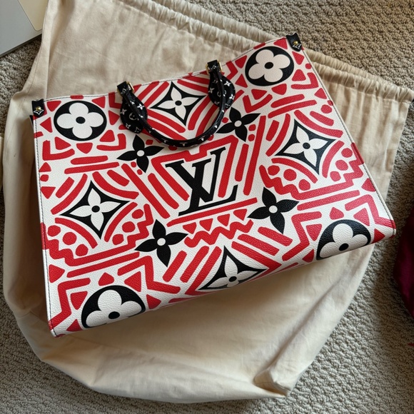 Louis Vuitton Monogram Giant Crafty Onthego GM Rouge Creme Black - Picture 2 of 9